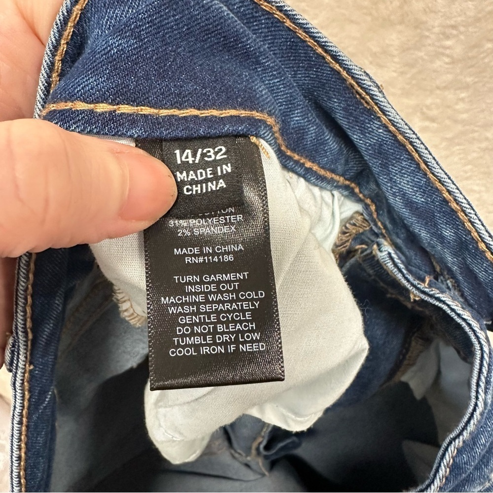 Frye women’s Jeans high rise straight leg blue denim size 14/32 - Picture 6 of 7
